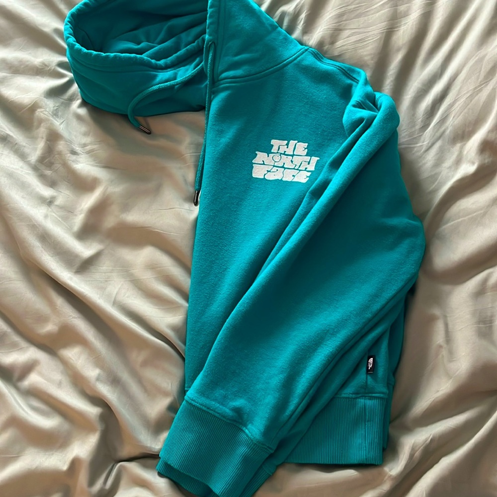 North Face cropped hoody teal medium